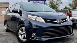 2020 Toyota Sienna LE Auto Access Seat