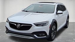 2018 Buick Regal TourX Essence