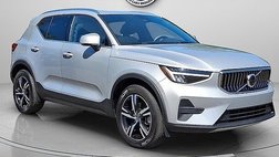2025 Volvo XC40 B5 Core Bright Theme