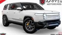 2023 Rivian R1S Adventure
