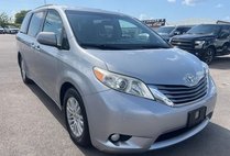 2016 Toyota Sienna XLE