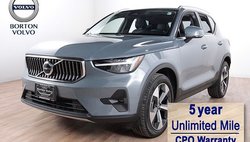 2023 Volvo XC40 B5 Plus Bright Theme