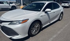 2019 Toyota Camry Hybrid XLE