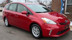 2013 Toyota Prius v Five