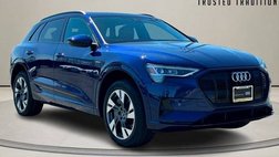 2022 Audi e-tron quattro Premium