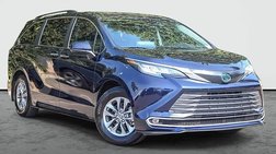 2023 Toyota Sienna XLE