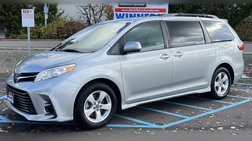 2019 Toyota Sienna LE