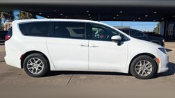 2021 Chrysler Voyager LX