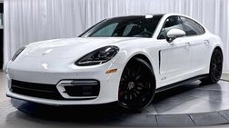 2022 Porsche Panamera GTS