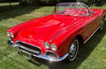 1962 Chevrolet Corvette chrome