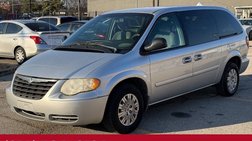 2005 Chrysler Town and Country LX