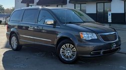 2016 Chrysler Town and Country Limited