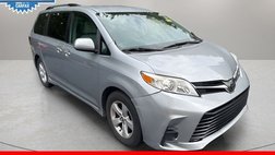 2019 Toyota Sienna LE
