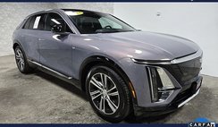 2024 Cadillac LYRIQ Luxury 2
