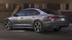 2022 Volkswagen Passat R-Line