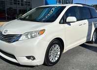 2017 Toyota Sienna XLE Premium