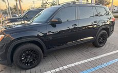 2024 Volkswagen Atlas SE