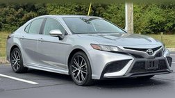 2022 Toyota Camry SE