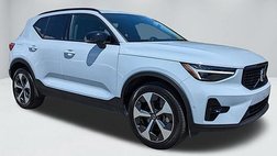 2026 Volvo XC40 B5 Plus