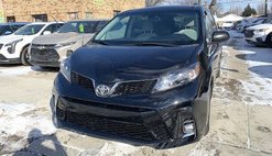 2014 Toyota Sienna LE 7-Passenger Auto Access Seat