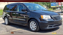 2016 Chrysler Town and Country Touring