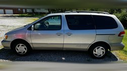2001 Toyota Sienna LE