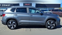 2024 Volkswagen Taos SE 4Motion
