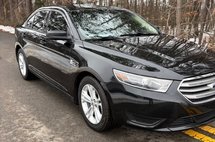 2015 Ford Taurus SE