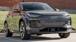 2025 Audi Q6 e-tron quattro Premium Plus