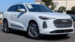 2025 Audi Q5 quattro Premium TFSI