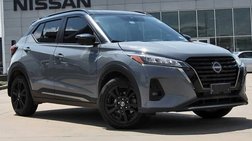 2022 Nissan Kicks SR