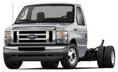 2025 Ford E-Series E-450 SD