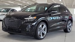 2026 Audi Q4 e-tron quattro Premium Plus 55