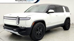 2024 Rivian R1S Adventure