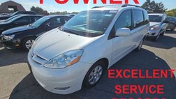 2010 Toyota Sienna XLE