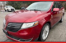 2017 Lincoln MKT Elite