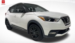 2020 Nissan Kicks SR