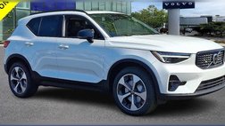 2025 Volvo XC40 B5 Plus Dark Theme