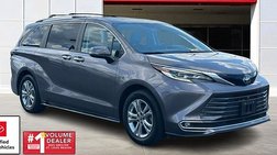 2022 Toyota Sienna Platinum 7-Passenger