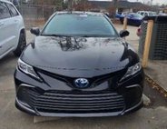 2022 Toyota Camry Hybrid LE