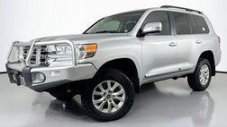 2016 Toyota Land Cruiser Base