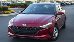 2023 Hyundai Elantra SE
