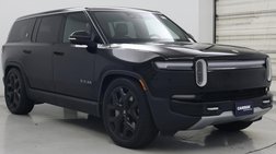 2025 Rivian R1S Adventure