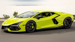 2025 Lamborghini Revuelto Base