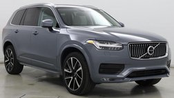 2022 Volvo XC90 T6 Momentum 7-Passenger