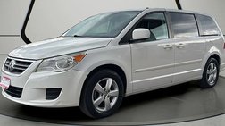 2010 Volkswagen Routan SE