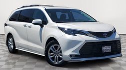 2024 Toyota Sienna XLE 7-Passenger
