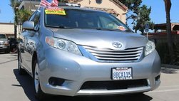 2017 Toyota Sienna LE