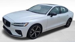 2024 Volvo S60 B5 Ultimate Dark Theme