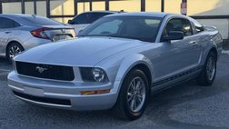 2005 Ford Mustang V6 Deluxe